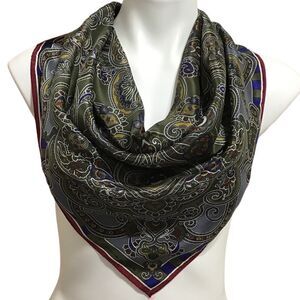 Oscar De La Renta Green Satin Blend Square Scarf 30” X 30” Vintage